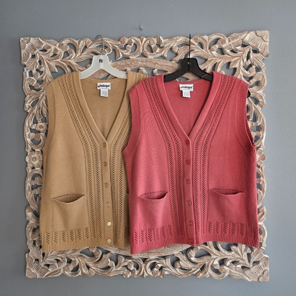 Vintage National Women's knit Sweater Vests Tan and Pink Large